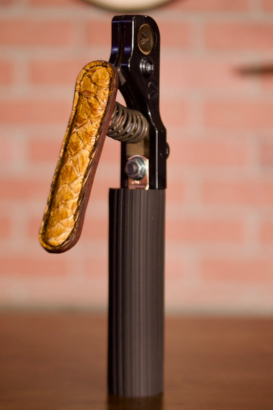 Golden Pirarucu Stinger V Insulator Sleeve