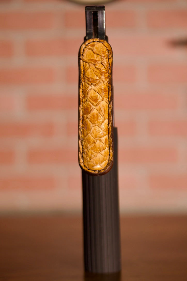 Golden Pirarucu Stinger V Insulator Sleeve