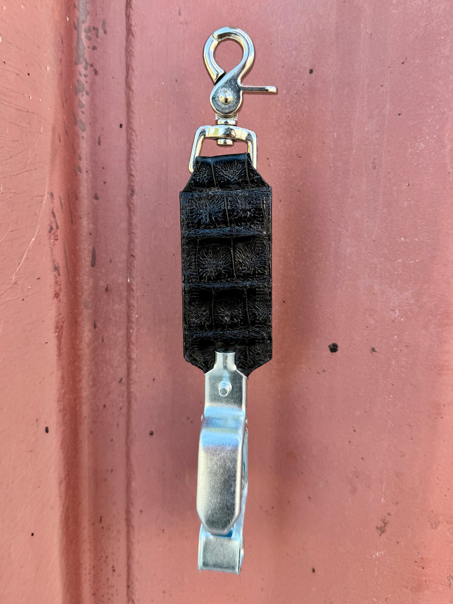 Shadow Gator Caiman Alligator Glove Clip