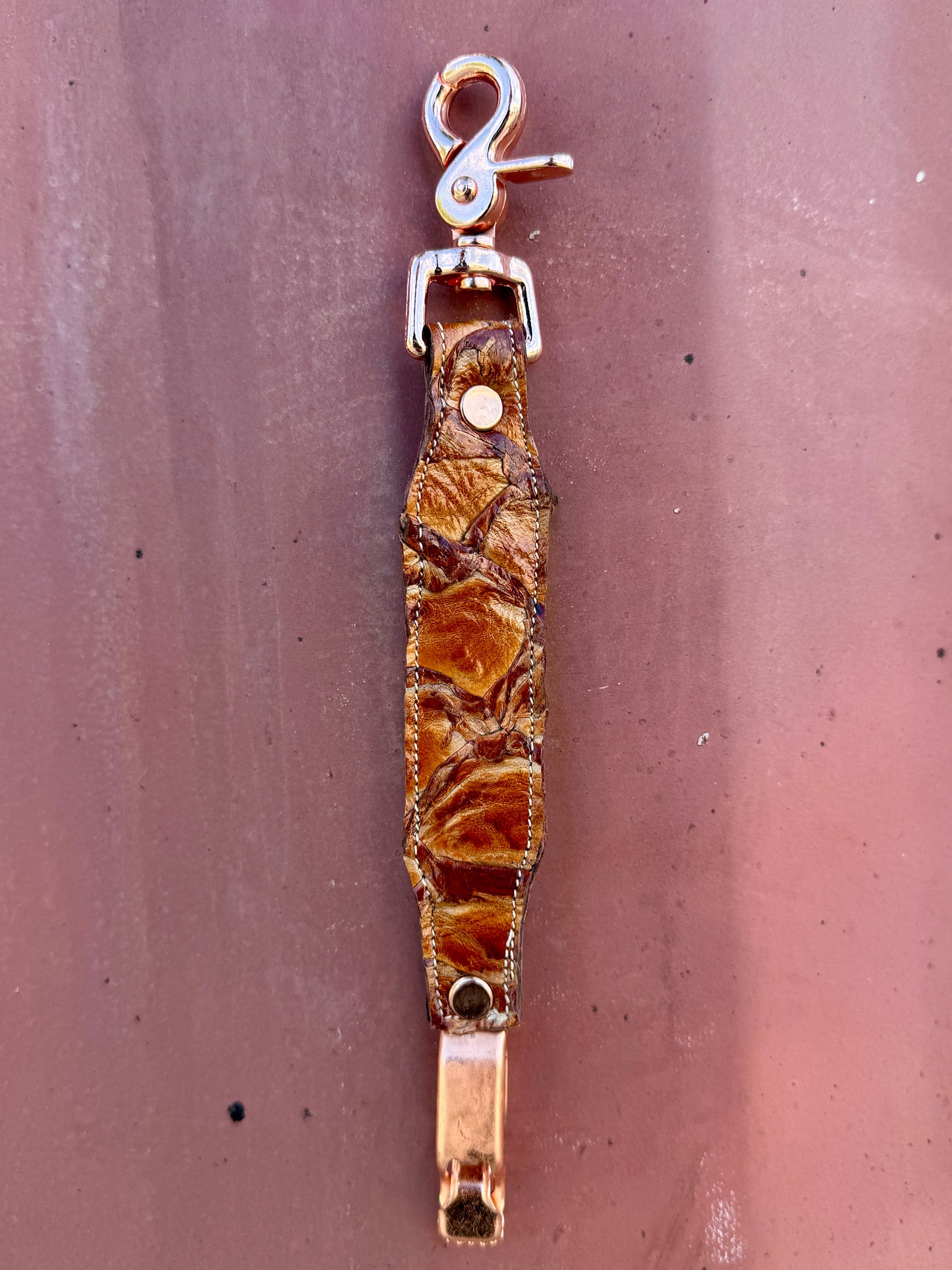 Pirarucu Glove Clip - Tan
