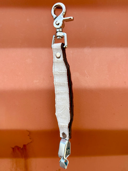 Caiman Alligator Glove Clip - Vanilla Croc