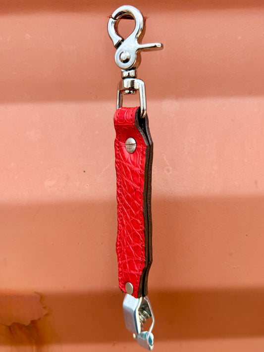 Caiman Alligator Glove Clip - Chili Red