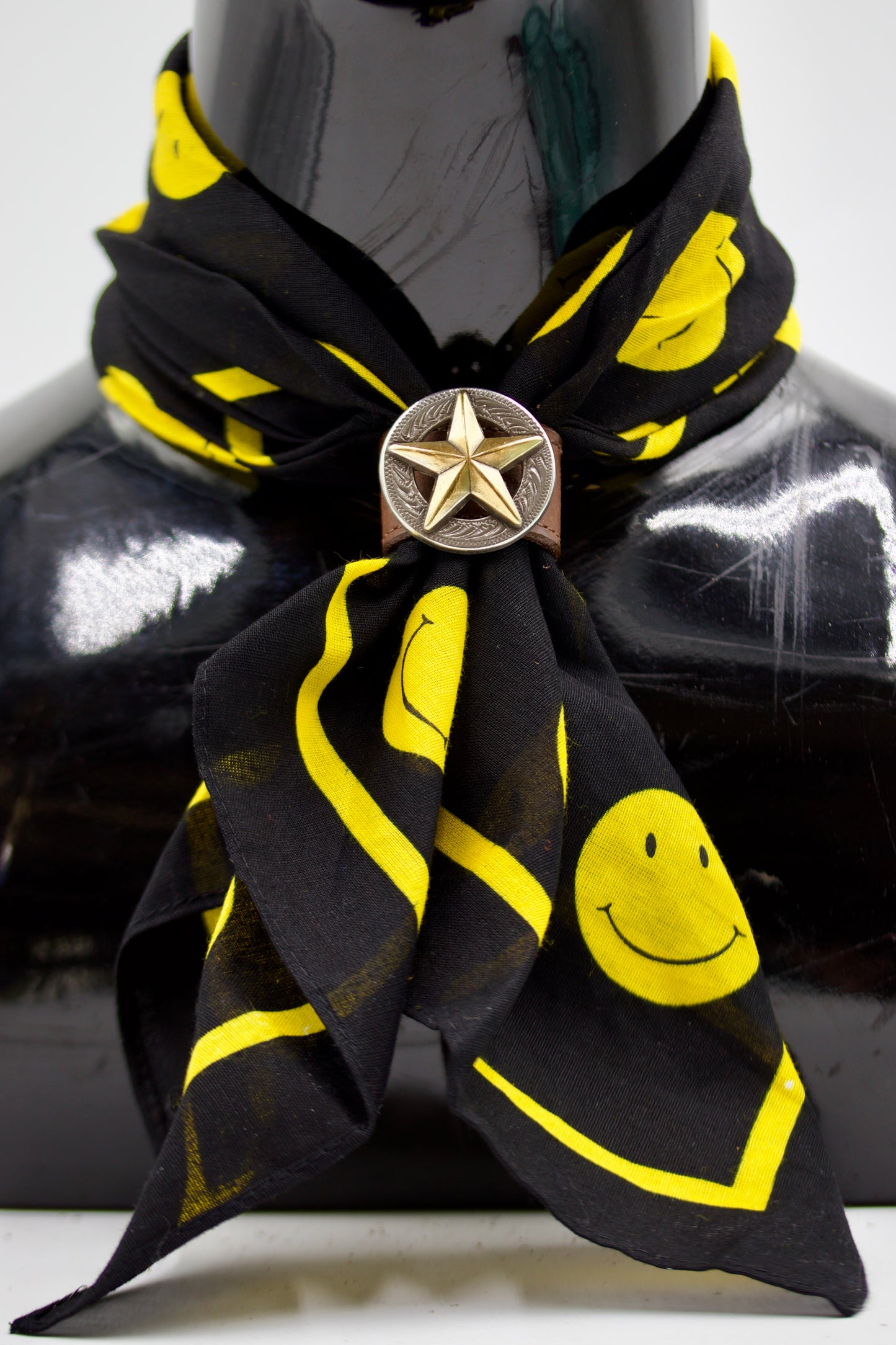 Gold Star Bandana Hugger