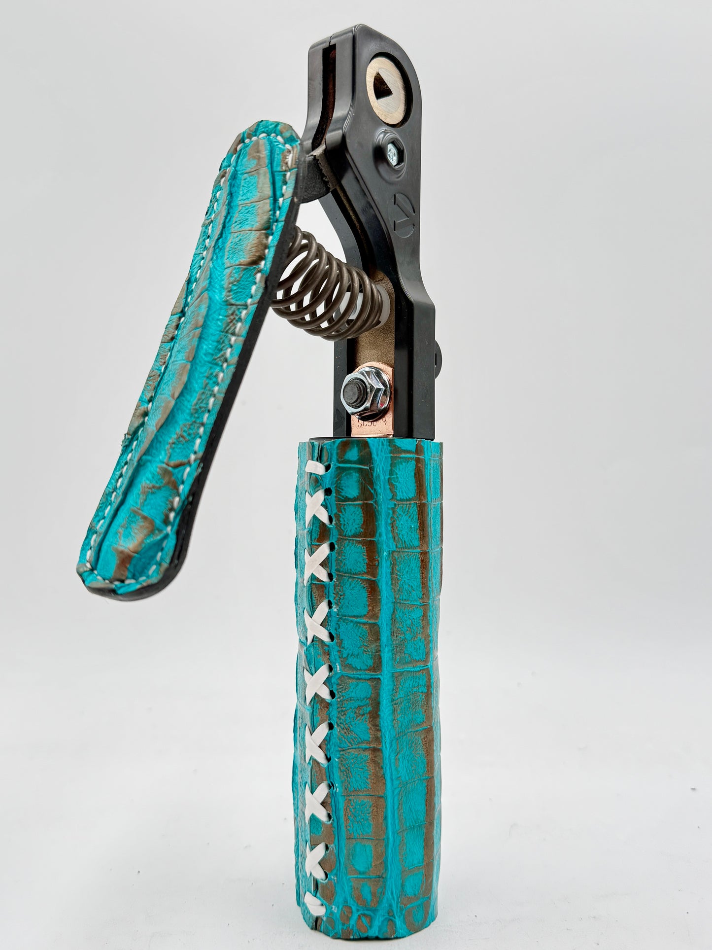 Caiman Alligator Stinger V Set - Gold-Turquoise