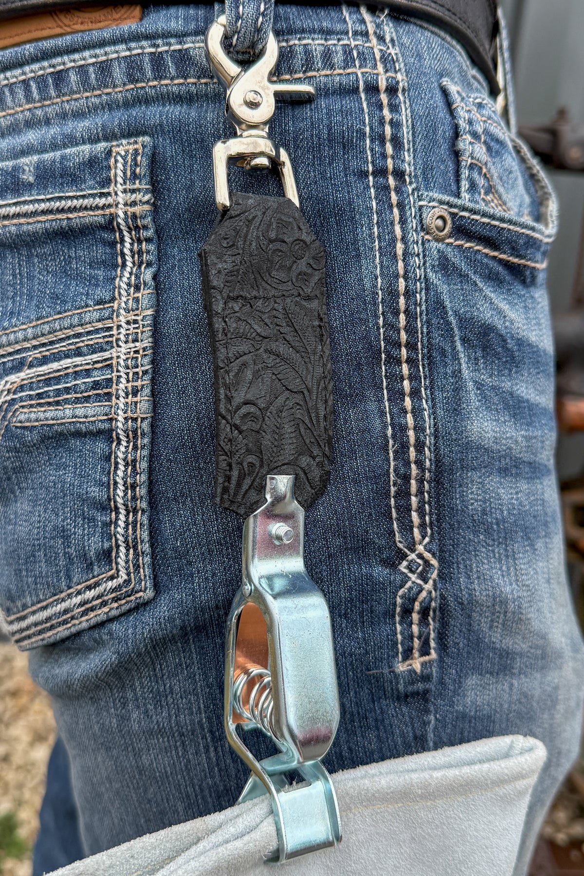 Black Floral Glove Clip
