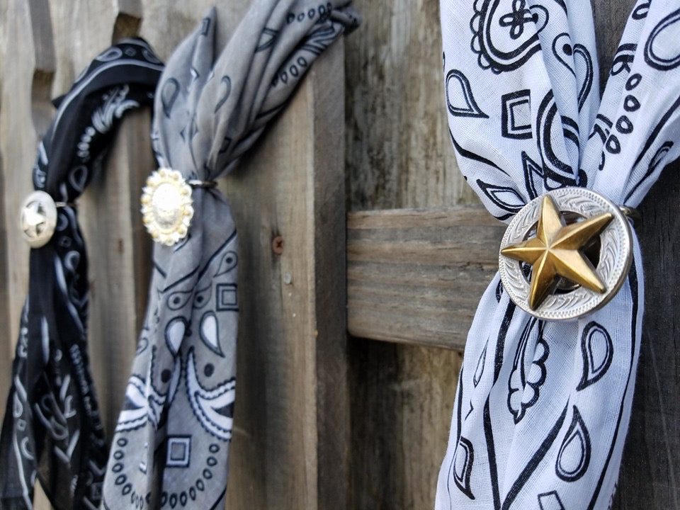Bandana Huggers