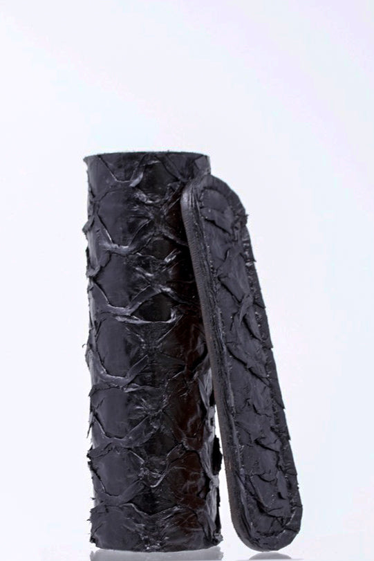 Gloss Black Pirarucu Stinger V Wrap + Insulator Sleeve