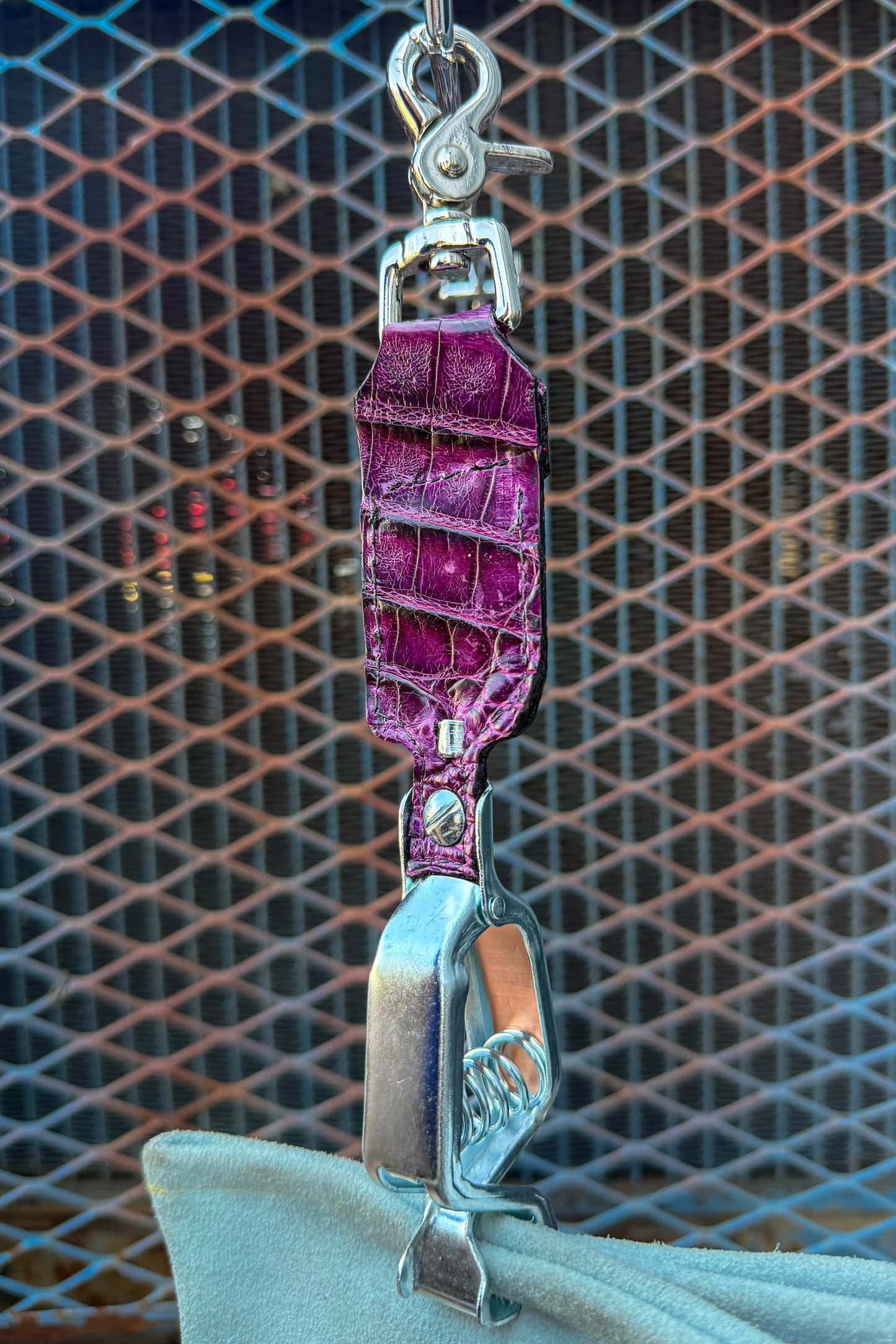Blackberry Caiman Alligator Glove Clip