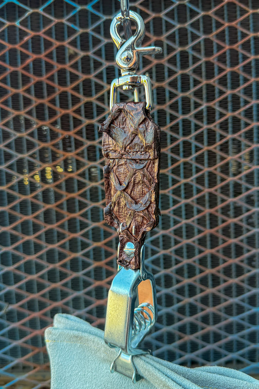 Chocolate Pirarucu Glove Clip