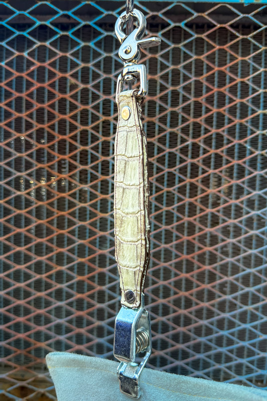 White Sands Caiman Glove Clip