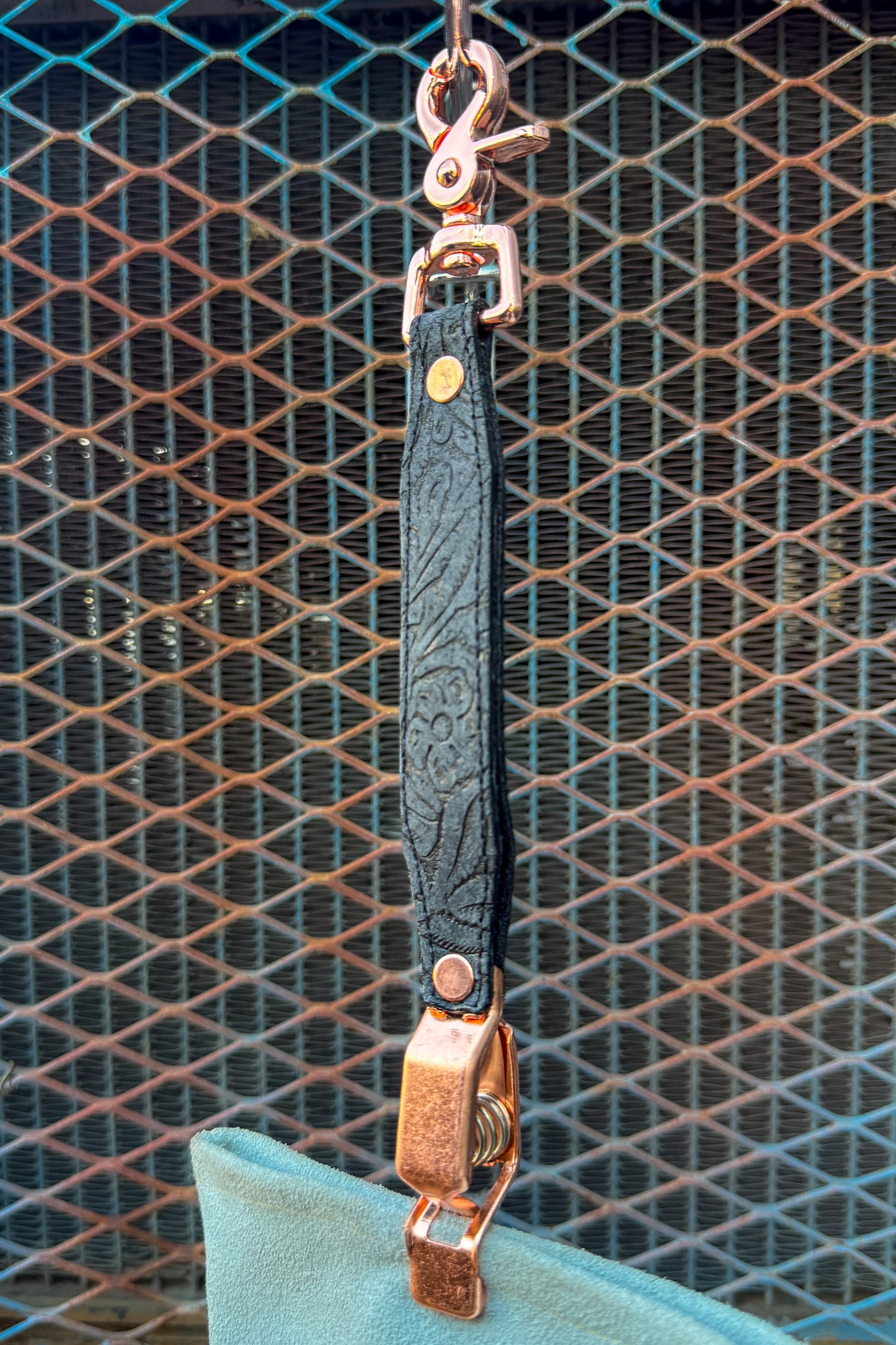 Black Floral Glove Clip