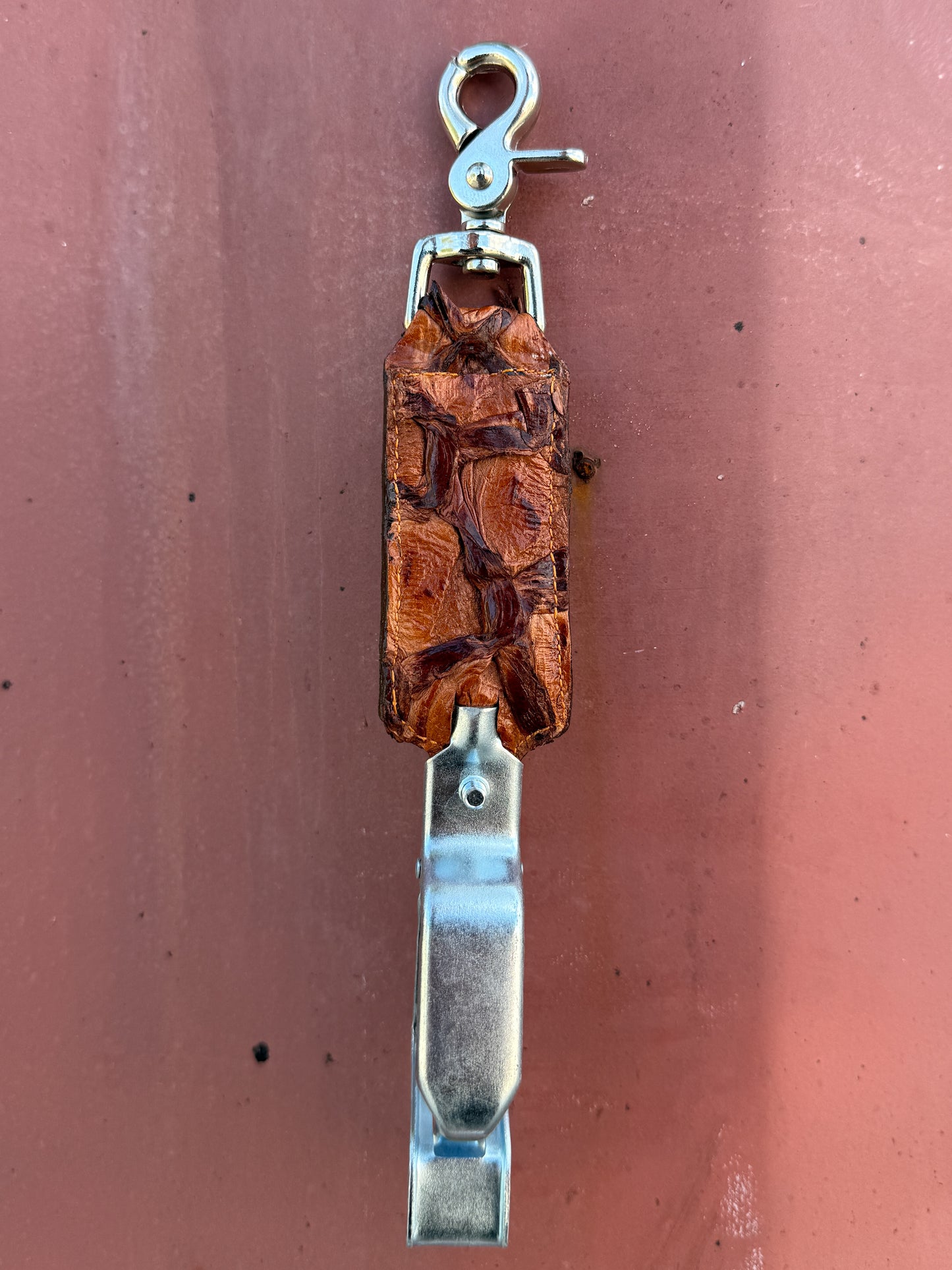 Tan Pirarucu Glove Clip