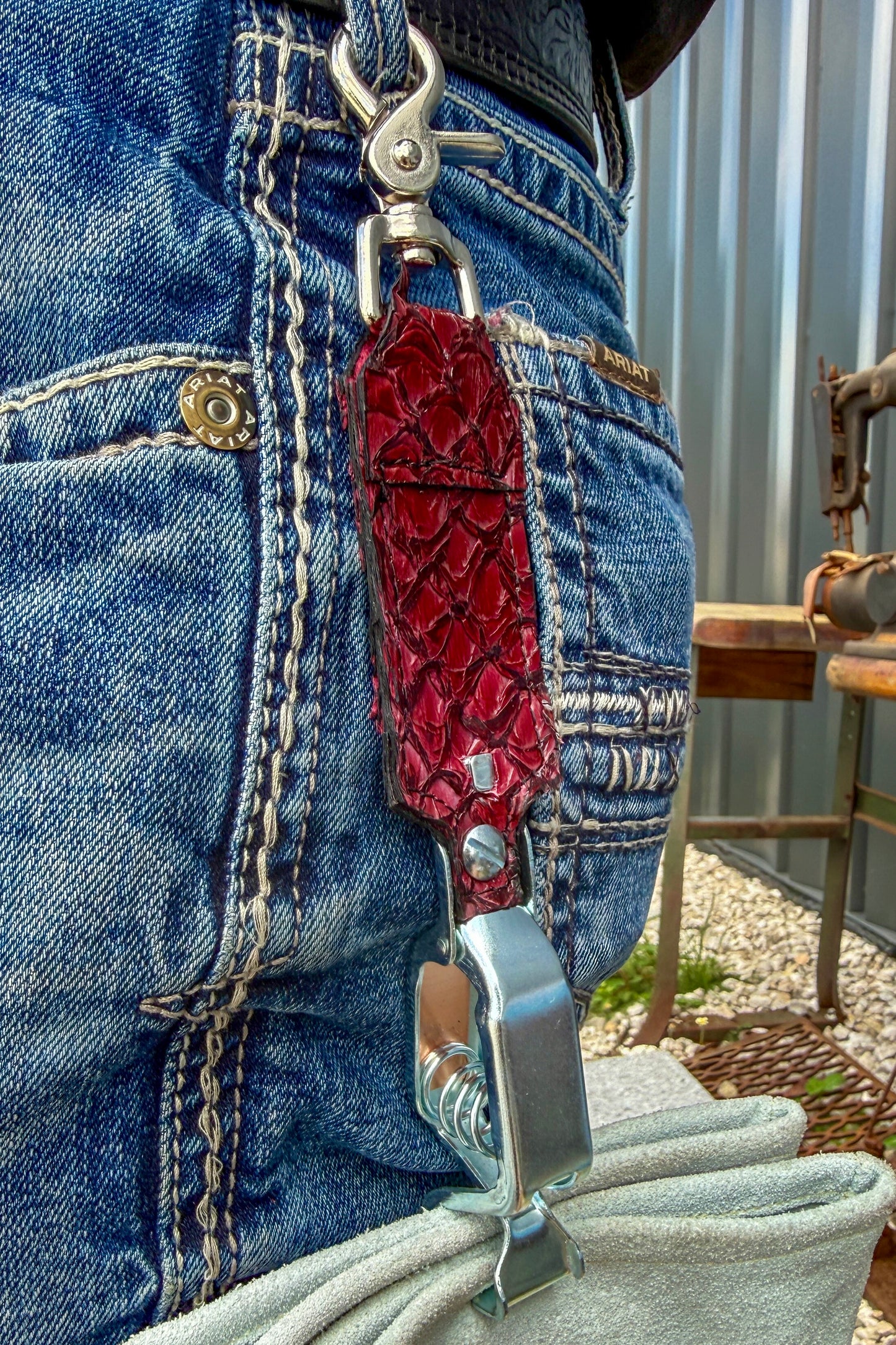 Black Cherry Pirarucu Glove Clip