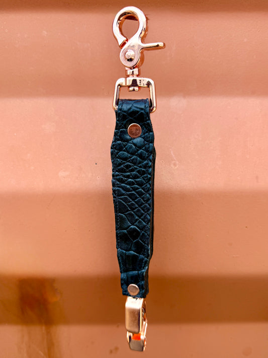 Caiman Alligator Glove Clip - Shadow Gator