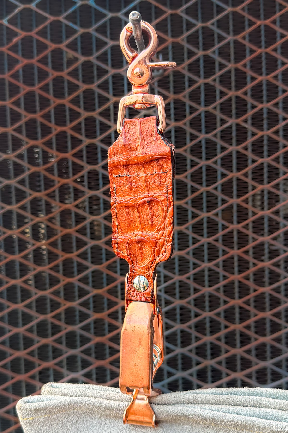 Cognac Caiman Glove Clip
