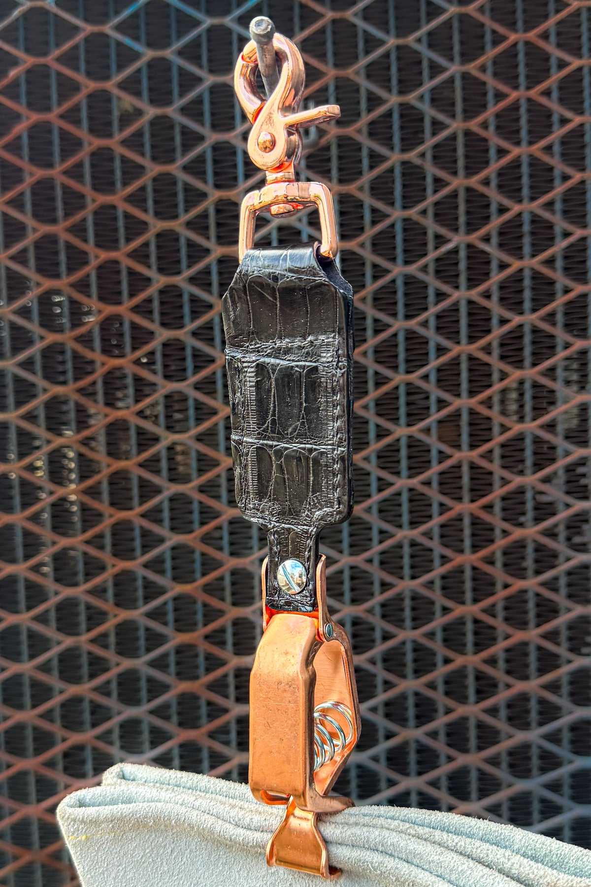 Black Caiman Glove Clip