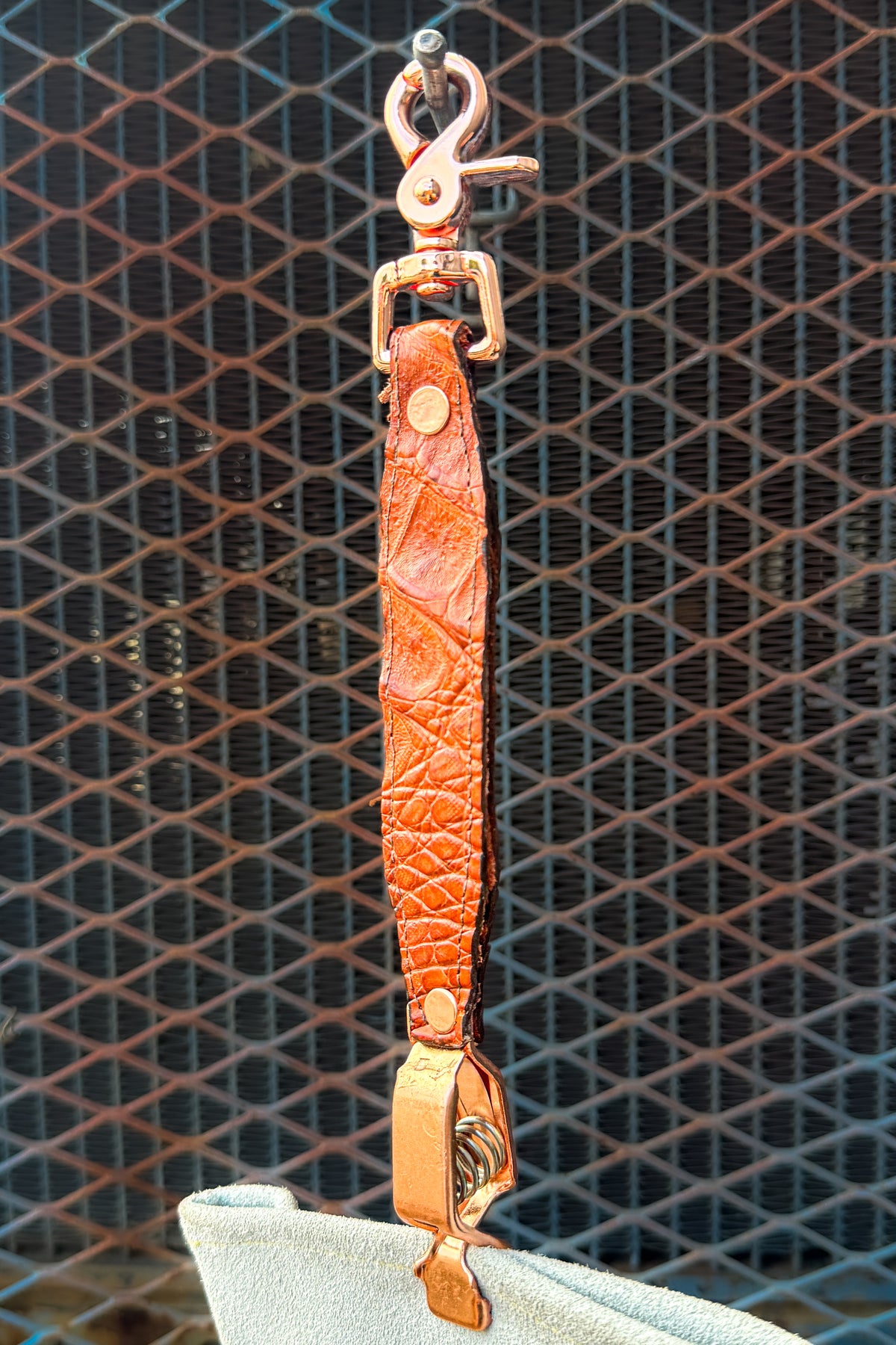 Cognac Caiman Glove Clip