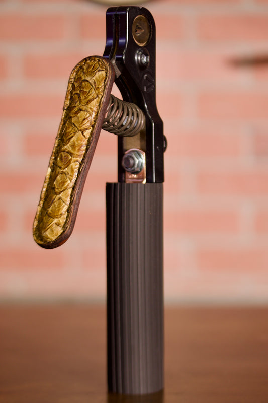 Yellow-Gray Pirarucu Stinger V Insulator Sleeve