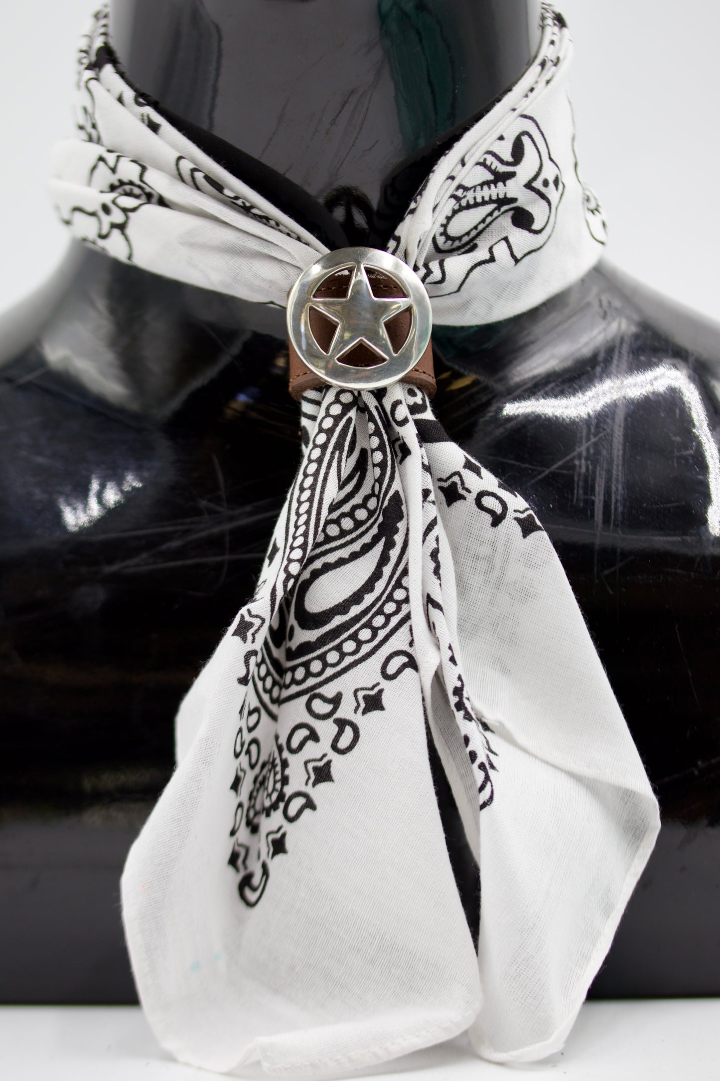 Silver Star Bandana Hugger