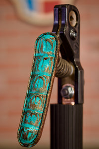 Gold-Turquoise Caiman Alligator Stinger V Insulator Sleeve