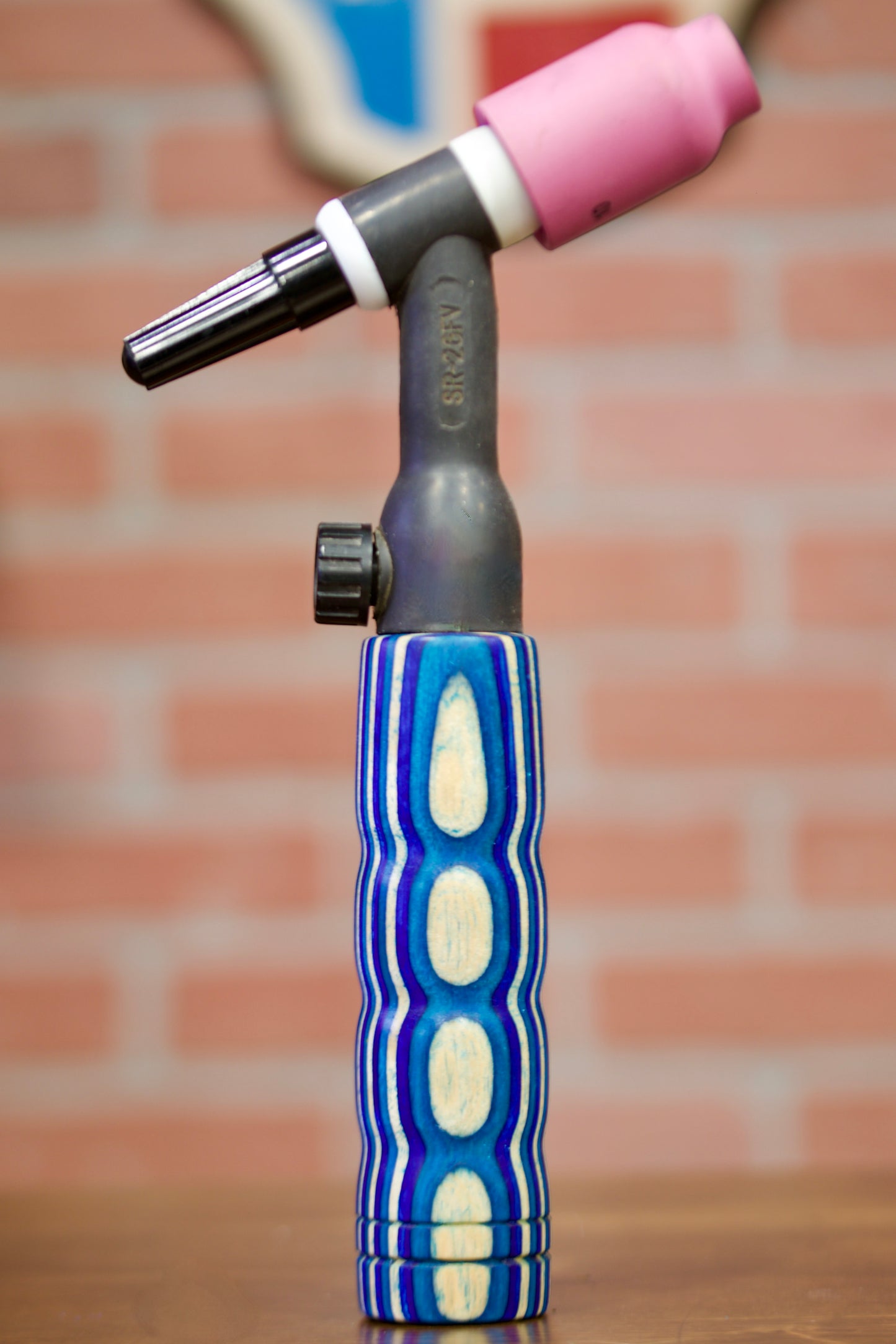 Arctic Breeze Wood Handle