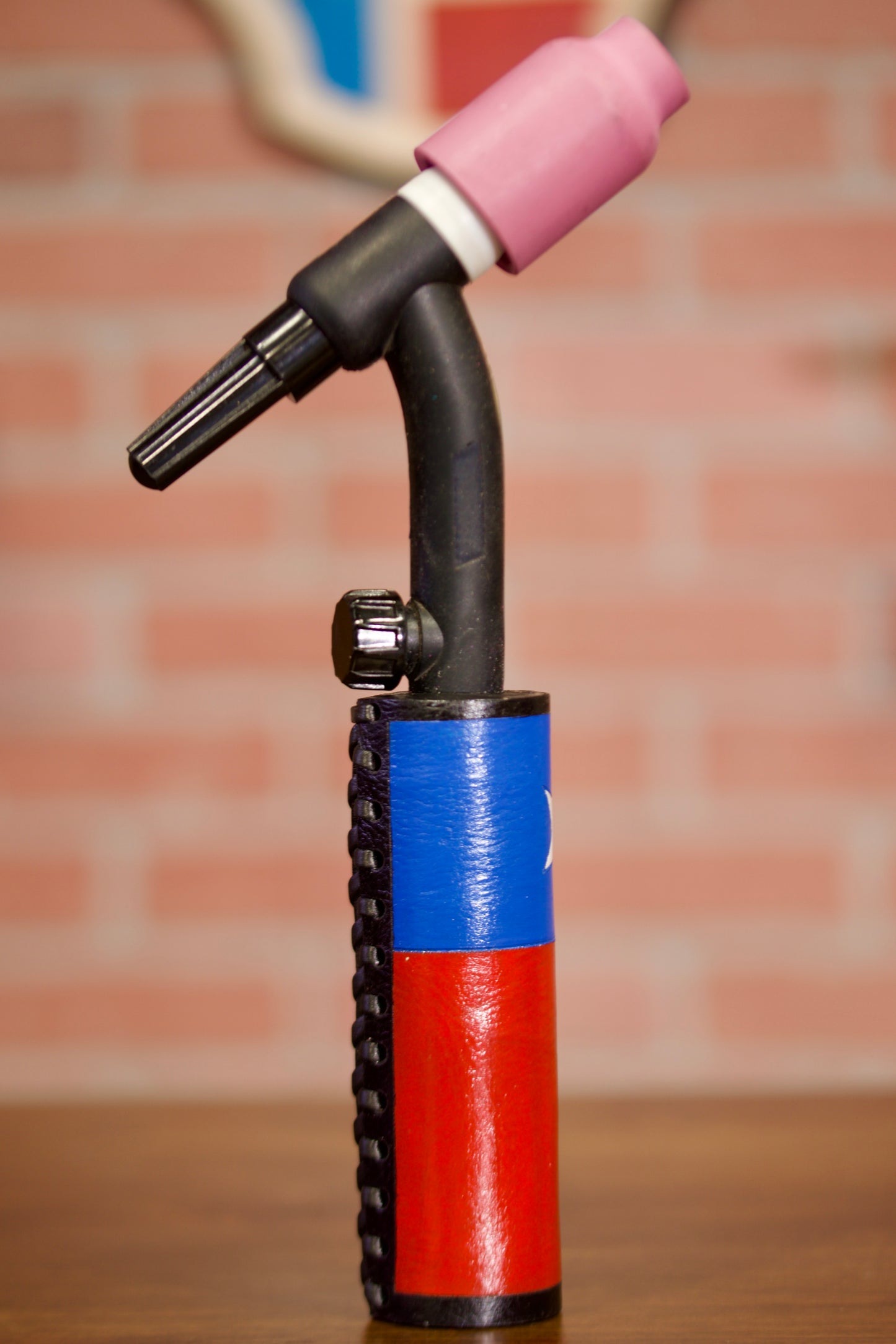 Texas Flag Weaved Leather Handle