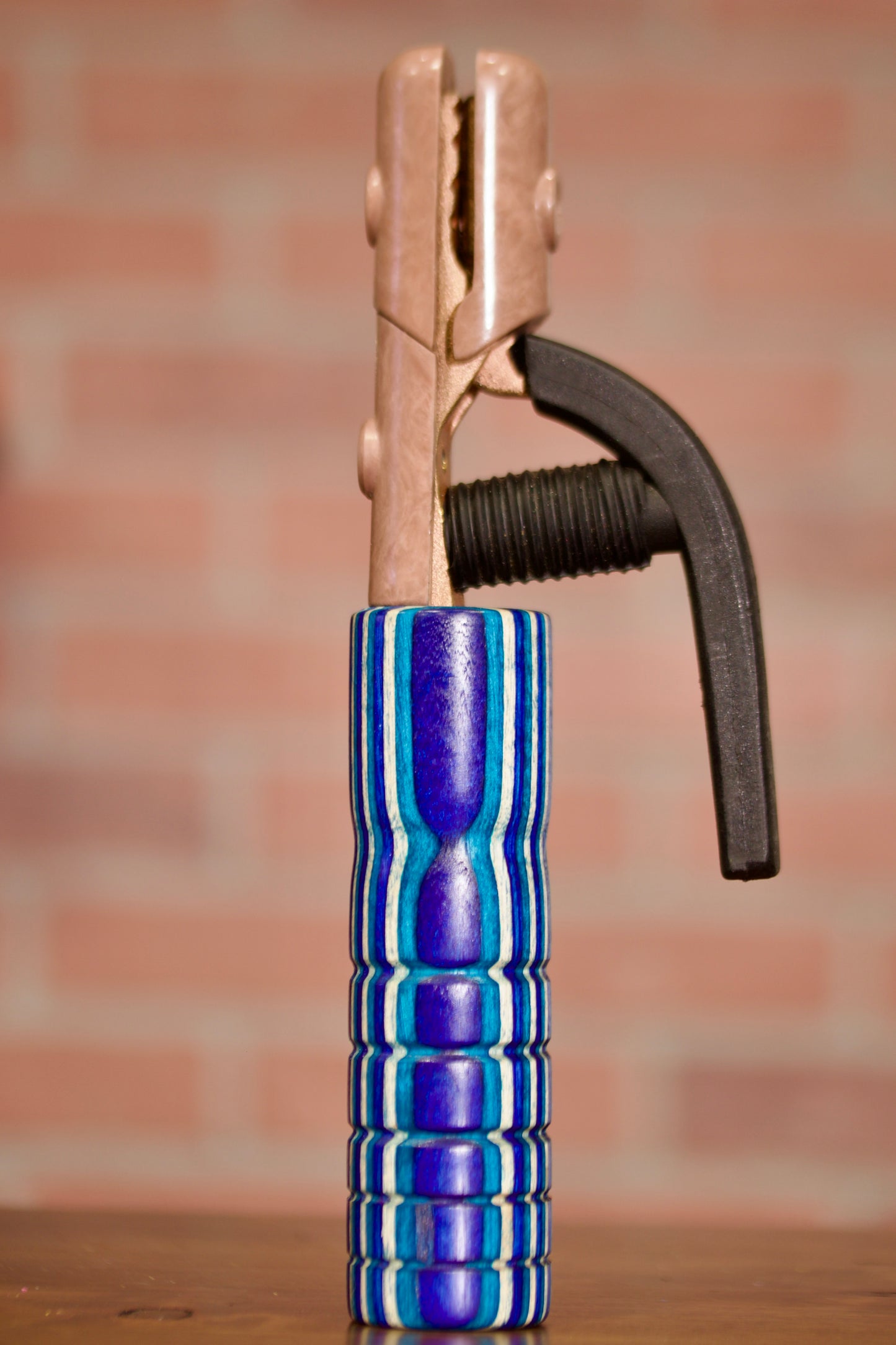 Arctic Breeze Wood Handle