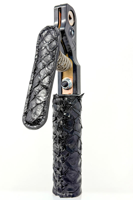 Matte & Shiny Black Pirarucu Stinger V Set