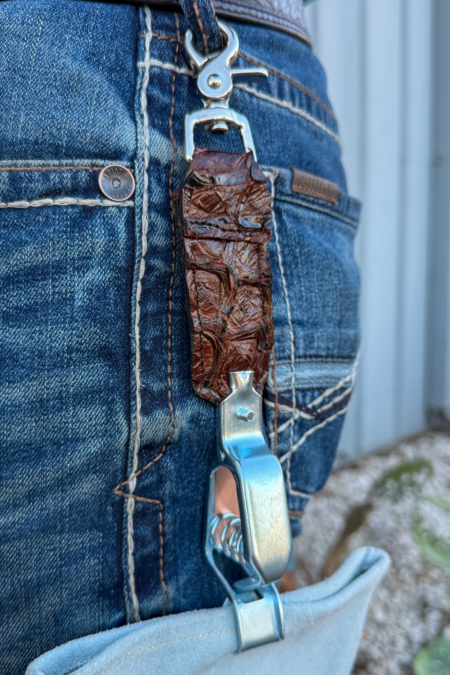 Chocolate Pirarucu Glove Clip