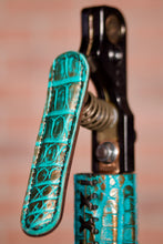 Gold-Turquoise Caiman Alligator Stinger V Set