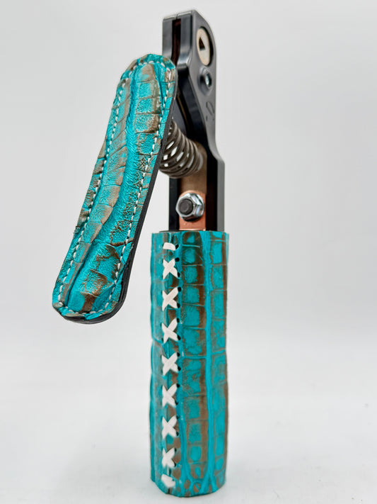 Caiman Alligator Stinger V Set - Gold-Turquoise