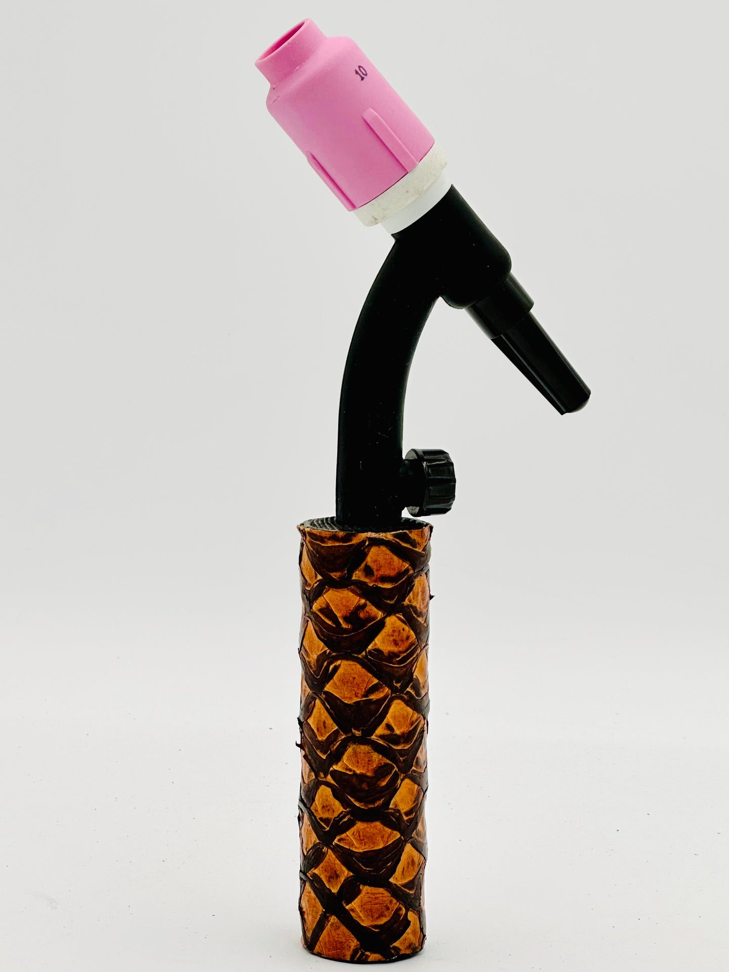 17 Series TIG Cognac Pirarucu/Arapaima Handle - Black Lace